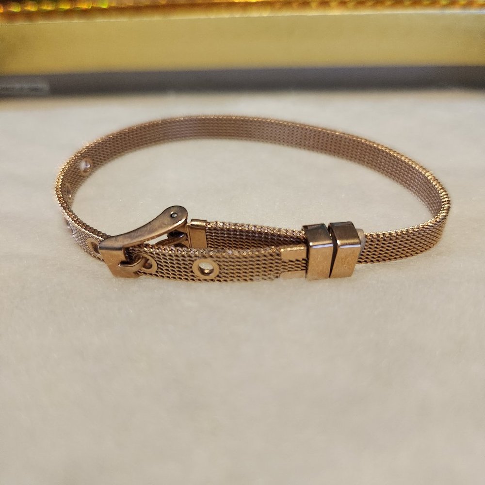 BRONZE/ROSE COLOR BELT BRACELET